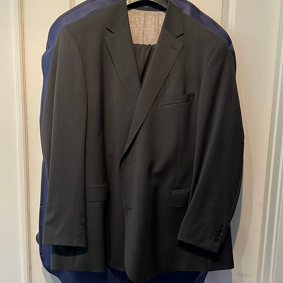 Big and tall men suit. Classic and high quality German brand - Picture 1 of 10